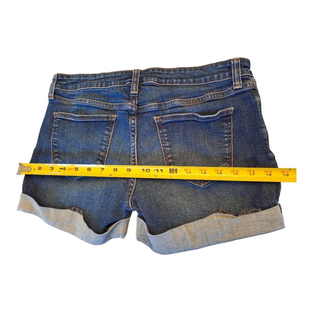 JCP Denim Shorts Stretch Low Rise Sewn Cuff 28 misses 6 with 3.5" inseam sz 28/6 - Picture 3 of 10